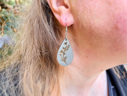 Gray / Grey Flower Vine Engraved Dangly Teardrop Earrings